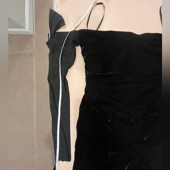 Majorelle - Julia Mini Dress - Black Velvet - Off-the-Shoulder Sheer Sleeves - M - Picture 13 of 16